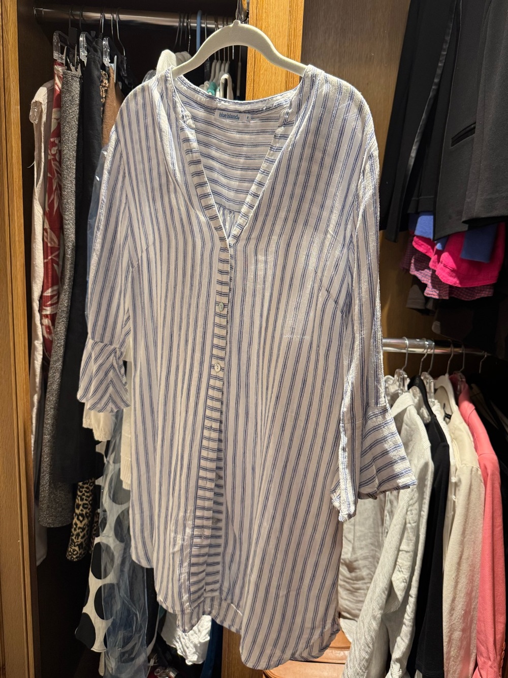 Blue Island Cream and Blue Striped V-Neck Button-Down Tunic Cover Up Medium